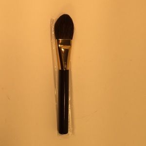 Tarte foundation or blush brush
